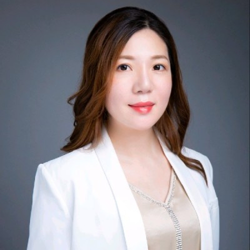 Jenny Wang (Senior Manager at Fragomen)