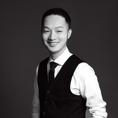 Hao Zhong (Head of Marketing at VOSS China)